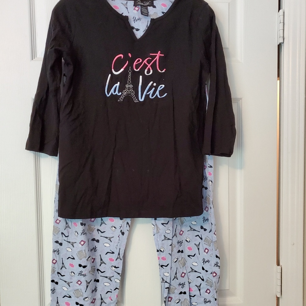 Women's Parisian Pajama Set